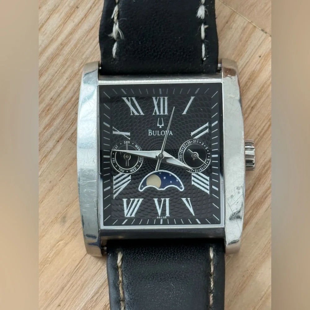 Bulova Moon Phase Super Rare Tank Men’s Watch Curvex Crystal Leather Strap Date